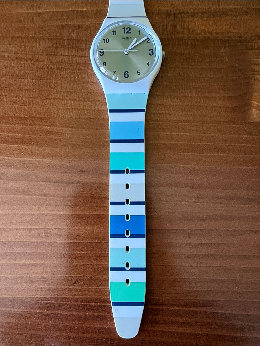 Ladies Swatch Watch - Picture 5 of 9